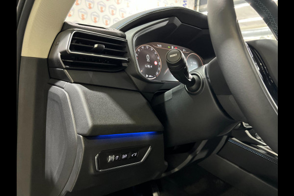 Lynk & Co 01 1.5/PANO/360CAM/AUTO-PILOT/MEMORY/APPLE-CARPLAY