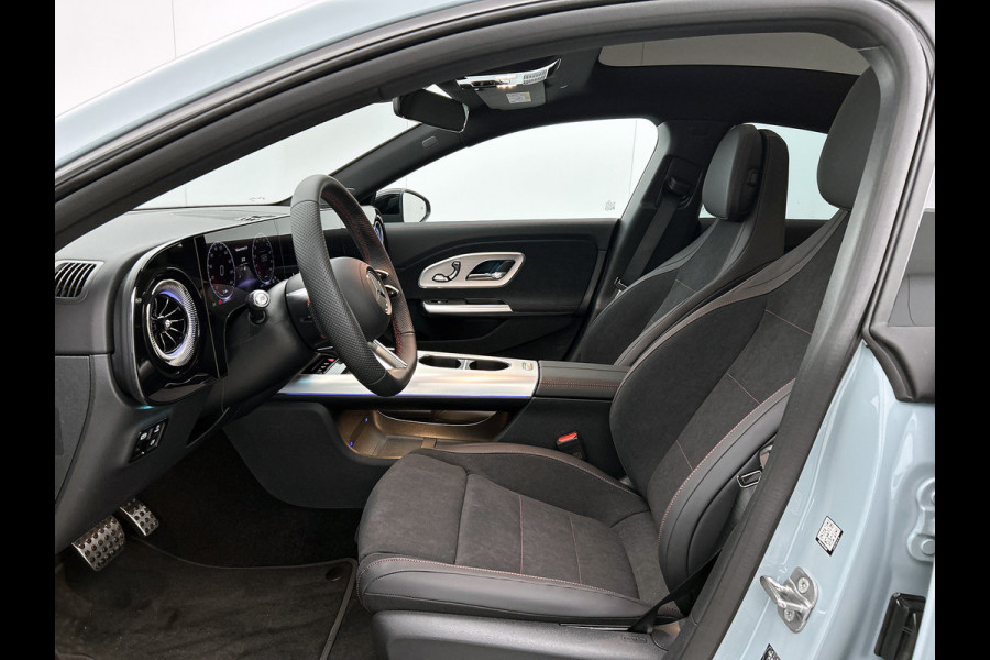 Mercedes-Benz CLA-Klasse 250+ Launch Edition 85 kWh | Smartphone integratie | Antidiefstal pakket URBAN GUARD | Warmtepomp | Adaptieve Cruisecontrol | Memorypakket | 19 inch AMG velgen | Sierdelen aluminium |