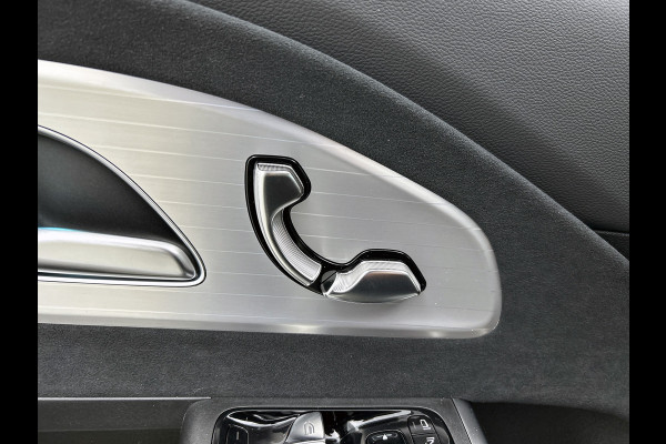 Mercedes-Benz CLA-Klasse 250+ Launch Edition 85 kWh | Smartphone integratie | Antidiefstal pakket URBAN GUARD | Warmtepomp | Adaptieve Cruisecontrol | Memorypakket | 19 inch AMG velgen | Sierdelen aluminium |