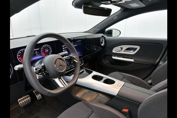 Mercedes-Benz CLA-Klasse 250+ Launch Edition 85 kWh | Smartphone integratie | Antidiefstal pakket URBAN GUARD | Warmtepomp | Adaptieve Cruisecontrol | Memorypakket | 19 inch AMG velgen | Sierdelen aluminium |