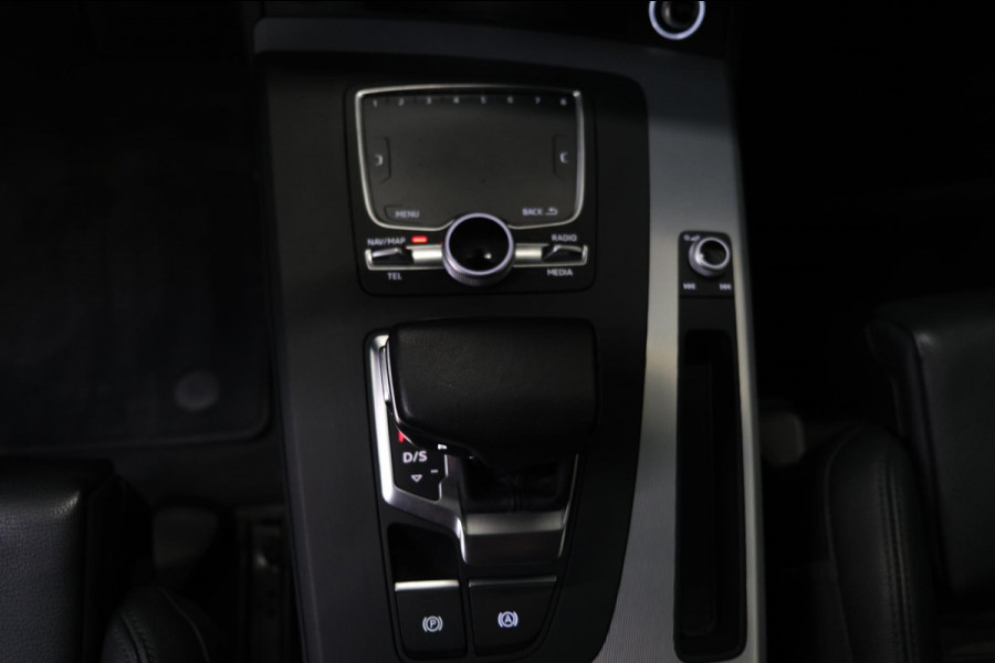 Audi Q5 2.0 TDI quattro Design Pro Line Plus Automaat - N.A.P. Airco, Cruise, Navi, PDC, Camera, Trekhaak.
