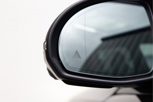 Mercedes-Benz C-Klasse Estate 300 e AMG Premium Plus, Pano, Leder, Head-up, Trekhaak 2022