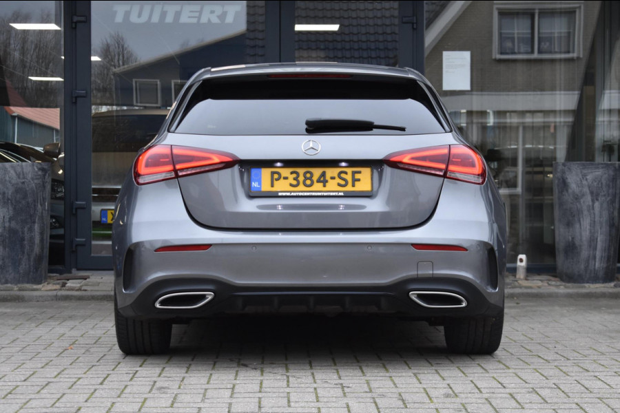 Mercedes-Benz A-Klasse 180 AMG NIGHT | SFEERVERLICHTING | APPLE CARPLAY | CAMERA | ANDROID AUTO | NAP | DEALER ONDERHOUDEN