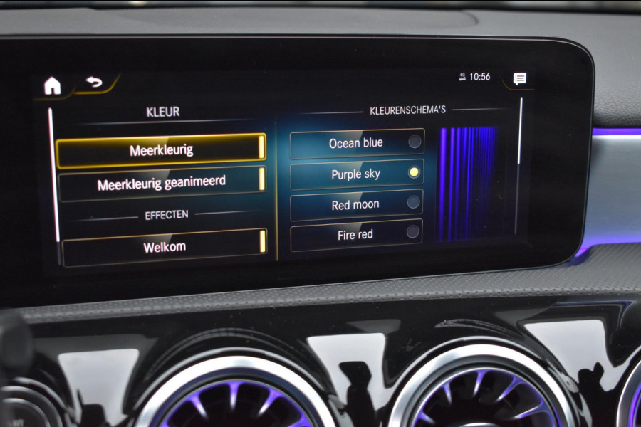 Mercedes-Benz A-Klasse 180 AMG NIGHT | SFEERVERLICHTING | APPLE CARPLAY | CAMERA | ANDROID AUTO | NAP | DEALER ONDERHOUDEN