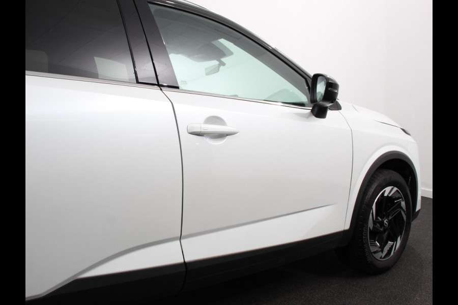 Nissan QASHQAI 1.3 MHEV Automaat N-Connecta | Navigatie | Climate Control | Sfeerverlichting | Camera 360 | Led | Dab | Verwarmde voorstoelen | Adaptive Cruise Control | Digitale Cockpit | Lichtmetalen Velgen