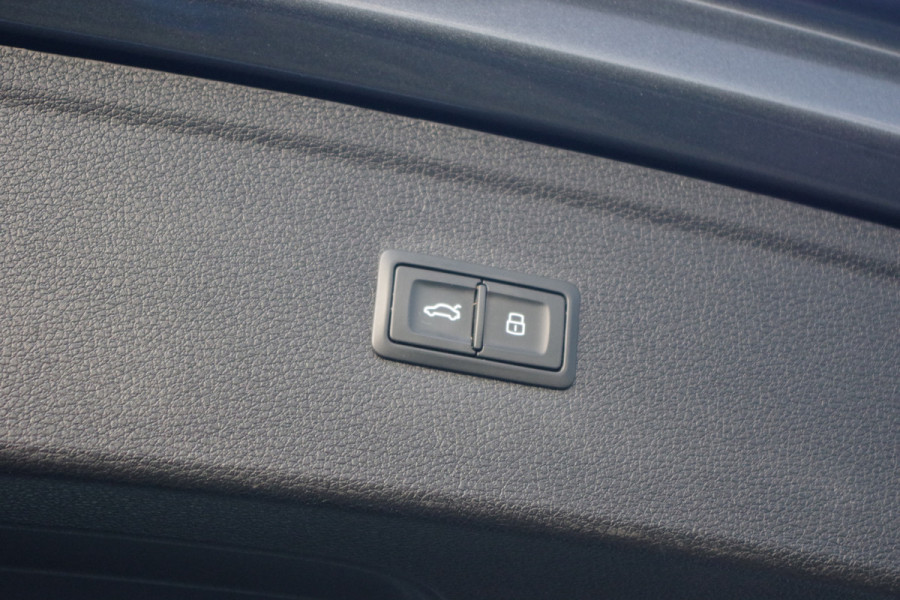 Audi Q5 55 TFSI e 367 PK S-Line Edition PHEV, RS-Leder, Luchtvering, B&O Sound, 360 Camera, Panoramadak,