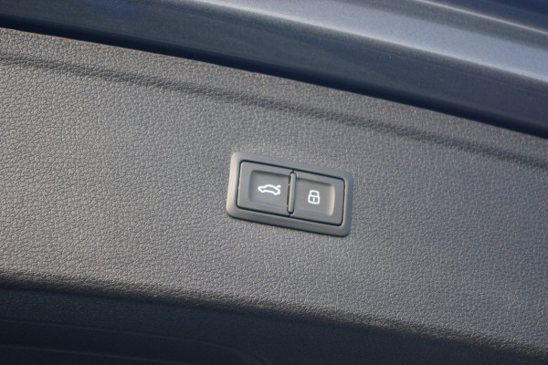 Audi Q5 55 TFSI e 367 PK S-Line Edition PHEV, RS-Leder, Luchtvering, B&O Sound, 360 Camera, Panoramadak,