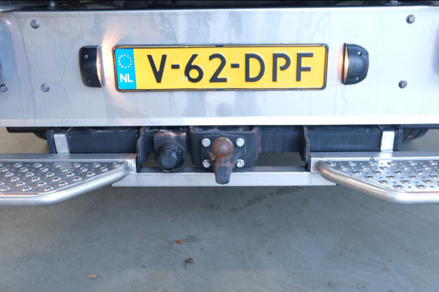 Volkswagen Crafter 35 2.0 TDI L4 EL Highline EURO VI RWD Automaat - N.A.P. Bakwagen