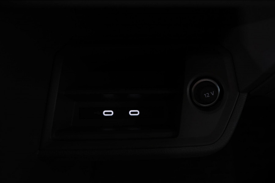 Volkswagen Crafter 35 2.0 TDI L4 EL Highline EURO VI RWD Automaat - N.A.P. Bakwagen