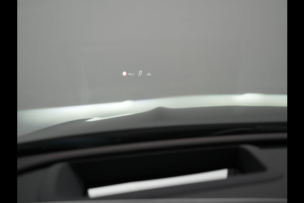 Mercedes-Benz C-Klasse Estate 300 e AMG Line Plug In Hybrid 313pk Dealer O.H. PHEV | Adaptive Cruise | Head Up | Camera | Digital LED | Bi Color Lederen Sportstoelen Verwarmd | Apple Carplay | Sfeerverlichting | Virtual | Navigatie | DAB |