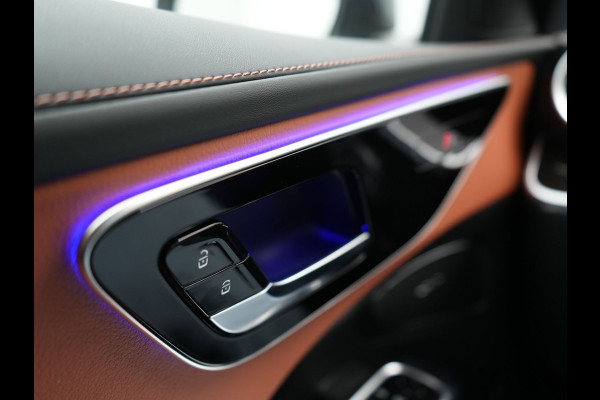 Mercedes-Benz C-Klasse Estate 300 e AMG Line Plug In Hybrid 313pk Dealer O.H. PHEV | Adaptive Cruise | Head Up | Camera | Digital LED | Bi Color Lederen Sportstoelen Verwarmd | Apple Carplay | Sfeerverlichting | Virtual | Navigatie | DAB |