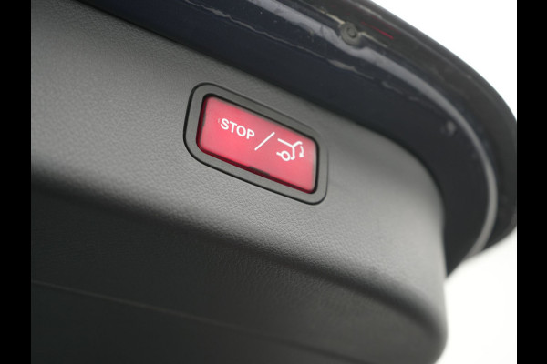Mercedes-Benz C-Klasse Estate 300 e AMG Line Plug In Hybrid 313pk Dealer O.H. PHEV | Adaptive Cruise | Head Up | Camera | Digital LED | Bi Color Lederen Sportstoelen Verwarmd | Apple Carplay | Sfeerverlichting | Virtual | Navigatie | DAB |