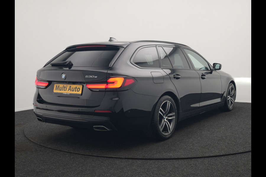 BMW 5 Serie Touring 530e Executive Plug In Hybrid 293pk Dealer O.H. PHEV | Panodak | 360 Camera | Lederen Sportstoelen Verwarmd | Sfeerverlichting | Apple Carplay | Navigatie | Virtual | DAB |