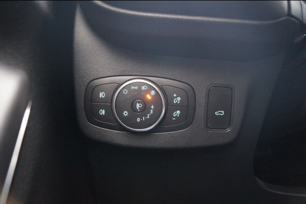 Ford Puma 1.0 EcoBoost Hybrid Titanium X First Edition