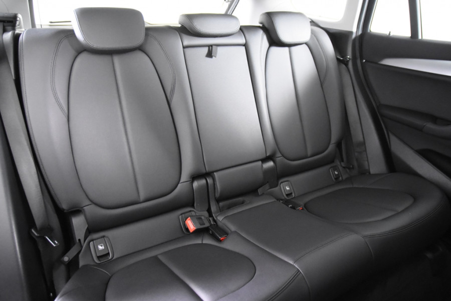 BMW X1 sDrive18i *1ste Eigenaar*Leer*Navigatie*Stoelverwarming*