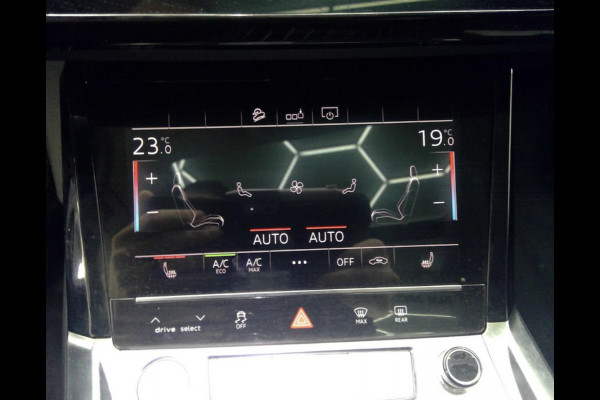 Audi e-tron E-tron 50 quattro Launch edition plus 71 kWh (WORDT VERWACHT)