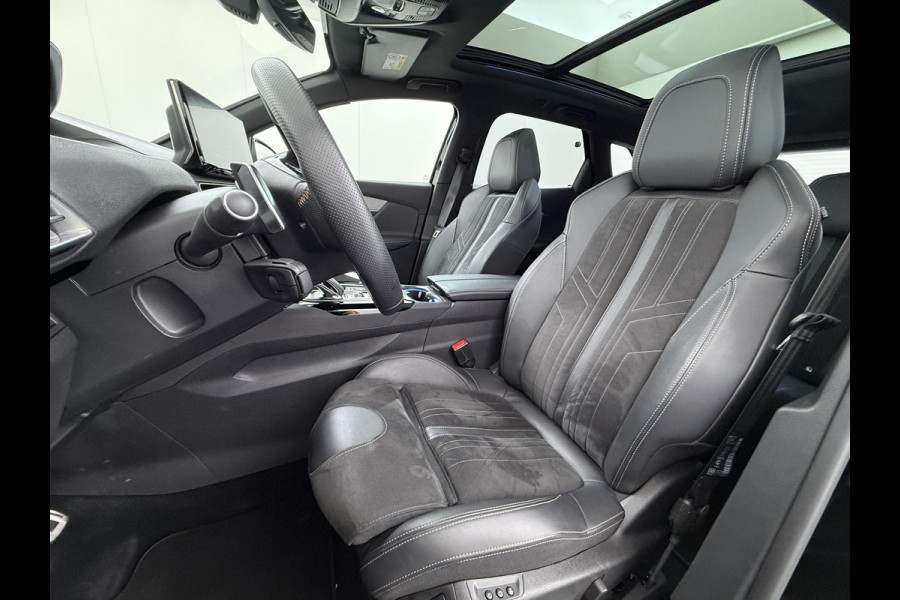 Peugeot 3008 1.6 HYbrid4 300 GT | COMPLETE AUTO| PANO| ELEK. ACHTERKLEP| TREKHAAK| ELEK. STOEL + MASSAGE| FOCAL AUDIO| CAMERA ACHTER + VOOR| STOELVERWARMING| ADAP. CRUISE