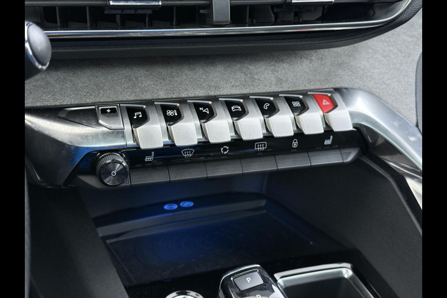 Peugeot 3008 1.6 HYbrid4 300 GT | COMPLETE AUTO| PANO| ELEK. ACHTERKLEP| TREKHAAK| ELEK. STOEL + MASSAGE| FOCAL AUDIO| CAMERA ACHTER + VOOR| STOELVERWARMING| ADAP. CRUISE