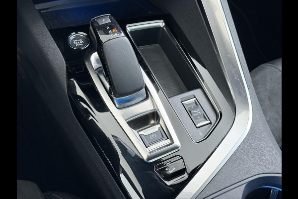 Peugeot 3008 1.6 HYbrid4 300 GT | COMPLETE AUTO| PANO| ELEK. ACHTERKLEP| TREKHAAK| ELEK. STOEL + MASSAGE| FOCAL AUDIO| CAMERA ACHTER + VOOR| STOELVERWARMING| ADAP. CRUISE
