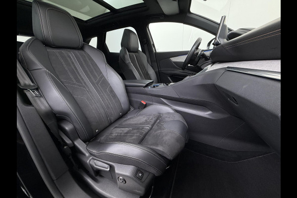Peugeot 3008 1.6 HYbrid4 300 GT | COMPLETE AUTO| PANO| ELEK. ACHTERKLEP| TREKHAAK| ELEK. STOEL + MASSAGE| FOCAL AUDIO| CAMERA ACHTER + VOOR| STOELVERWARMING| ADAP. CRUISE