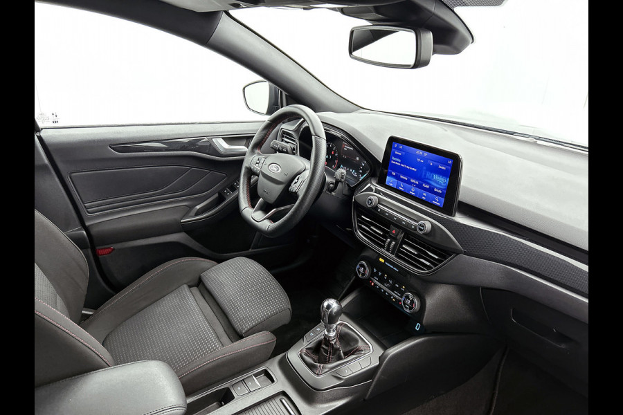 Ford FOCUS Wagon 1.0 EcoBoost ST Line Business (STUUR-/STOELVERWARMING, TREKHAAK, CARPLAY, PDC, CLIMA, NAVI, GOED ONDERHOUDEN)