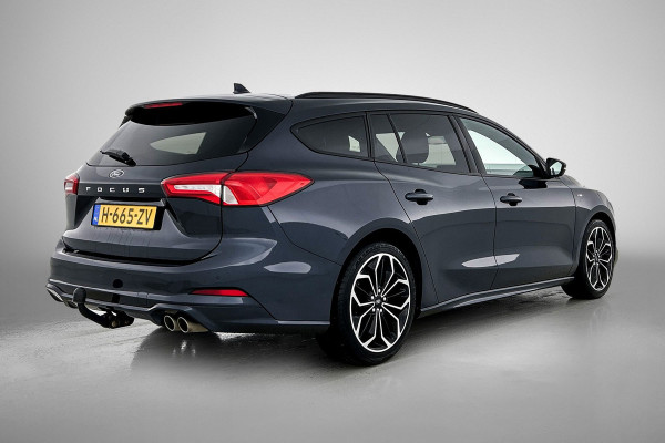 Ford FOCUS Wagon 1.0 EcoBoost ST Line Business (STUUR-/STOELVERWARMING, TREKHAAK, CARPLAY, PDC, CLIMA, NAVI, GOED ONDERHOUDEN)