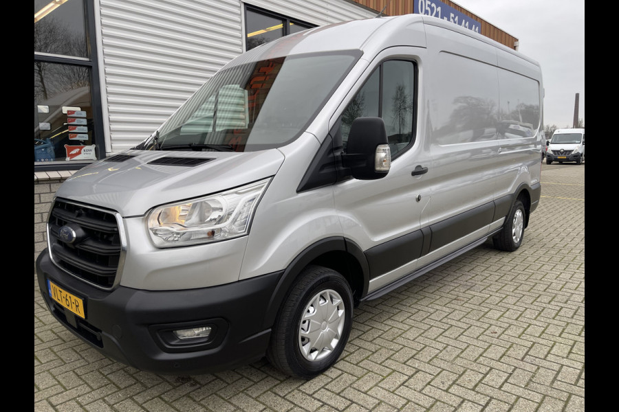 Ford Transit 310 2.0 TDCI 130pk / L3H2 Trend / volledig ingerichte Sortimo laadruimte met omvormer / vaste prijs rijklaar € 19.950 ex btw / lease vanaf € 336 / trekhaak / camera / airco / cruise / navi