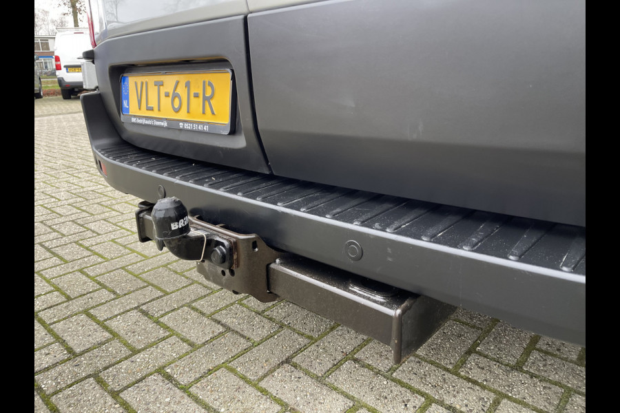 Ford Transit 310 2.0 TDCI 130pk / L3H2 Trend / volledig ingerichte Sortimo laadruimte met omvormer / vaste prijs rijklaar € 19.950 ex btw / lease vanaf € 336 / trekhaak / camera / airco / cruise / navi