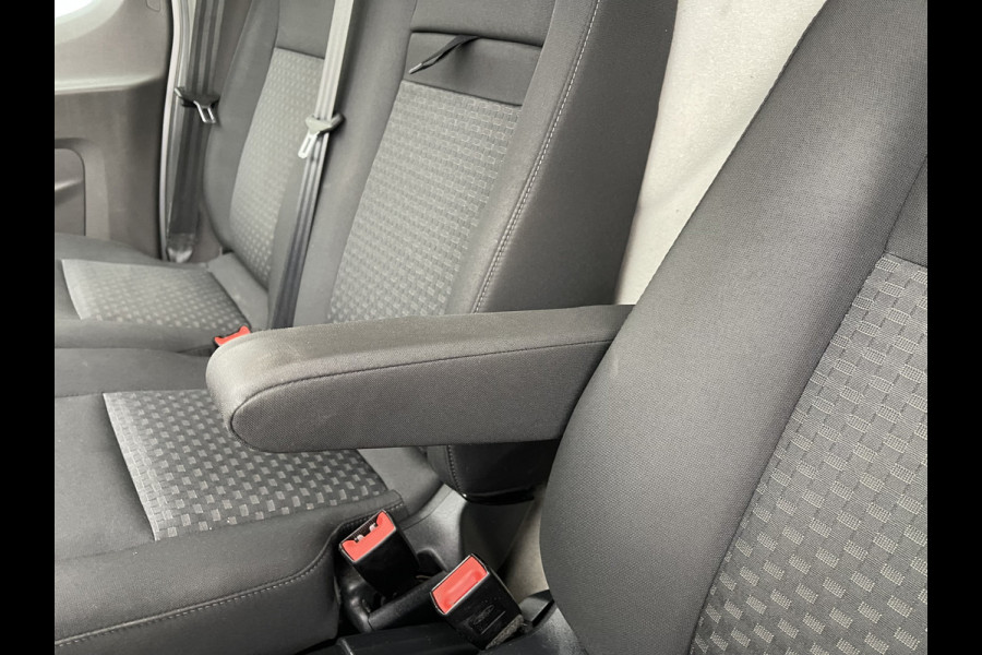 Ford Transit 310 2.0 TDCI 130pk / L3H2 Trend / volledig ingerichte Sortimo laadruimte met omvormer / vaste prijs rijklaar € 19.950 ex btw / lease vanaf € 336 / trekhaak / camera / airco / cruise / navi