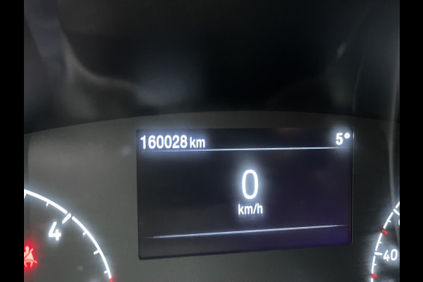 Ford Transit 310 2.0 TDCI 130pk / L3H2 Trend / volledig ingerichte Sortimo laadruimte met omvormer / vaste prijs rijklaar € 19.950 ex btw / lease vanaf € 336 / trekhaak / camera / airco / cruise / navi