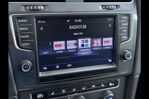 Volkswagen e-Golf Automaat Navi Ecc Climatronic Stoelverwarming Cruise Control Pdc Lmv Led Privacy Glas Regen-Lichtsensor Bluetooth Isofix SOH 85%