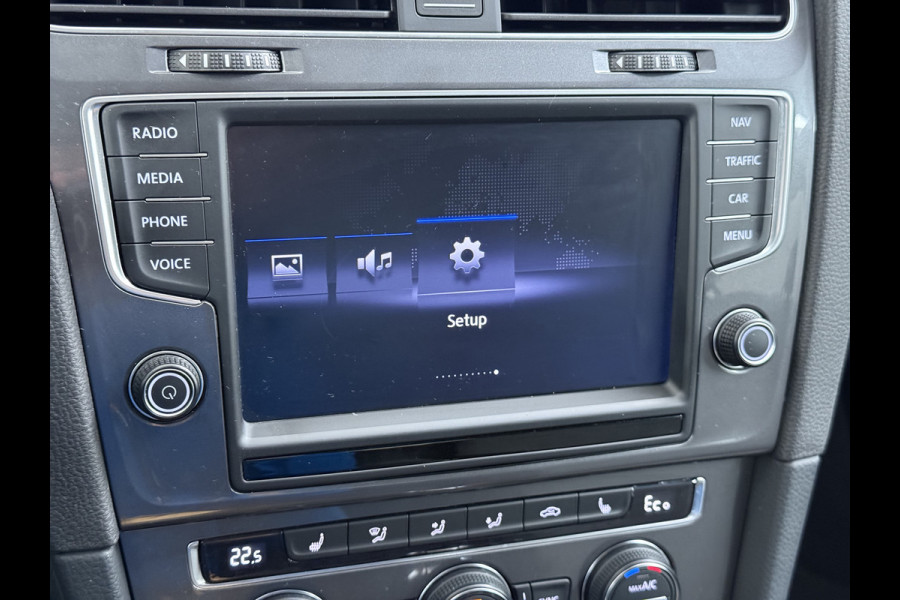 Volkswagen e-Golf Automaat Navi Ecc Climatronic Stoelverwarming Cruise Control Pdc Lmv Led Privacy Glas Regen-Lichtsensor Bluetooth Isofix SOH 85%