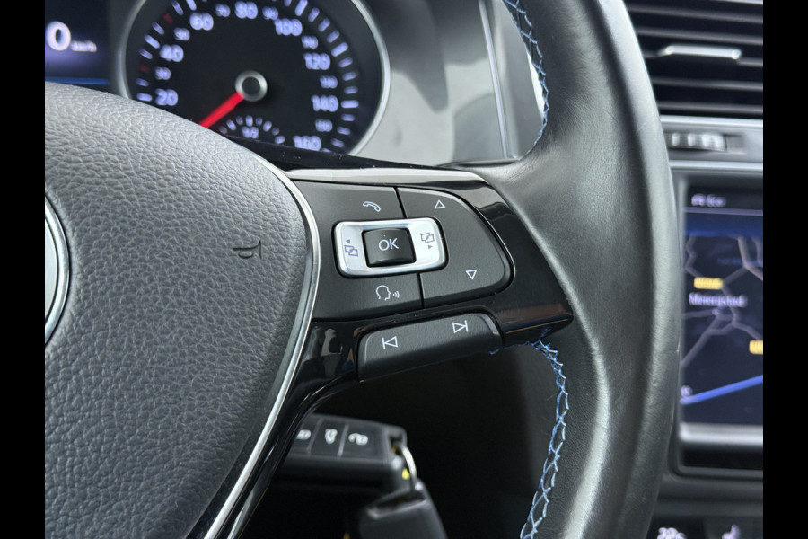 Volkswagen e-Golf Automaat Navi Ecc Climatronic Stoelverwarming Cruise Control Pdc Lmv Led Privacy Glas Regen-Lichtsensor Bluetooth Isofix SOH 85%