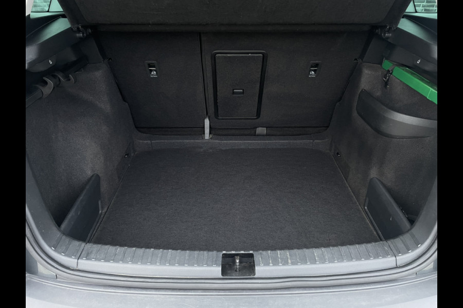 Škoda Karoq 1.5 TSI ACT Style | LED | Elek. Trekhaak | Navi | Carplay | Camera | Virtual Cockpit