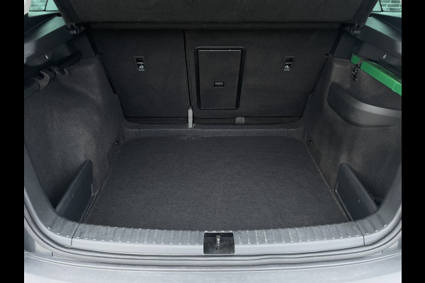 Škoda Karoq 1.5 TSI ACT Style | LED | Elek. Trekhaak | Navi | Carplay | Camera | Virtual Cockpit
