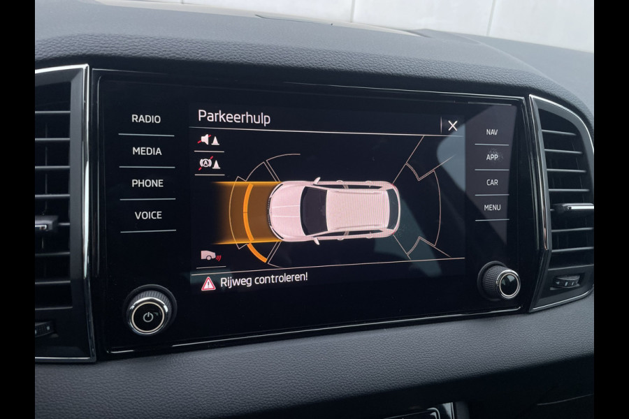 Škoda Karoq 1.5 TSI ACT Style | LED | Elek. Trekhaak | Navi | Carplay | Camera | Virtual Cockpit