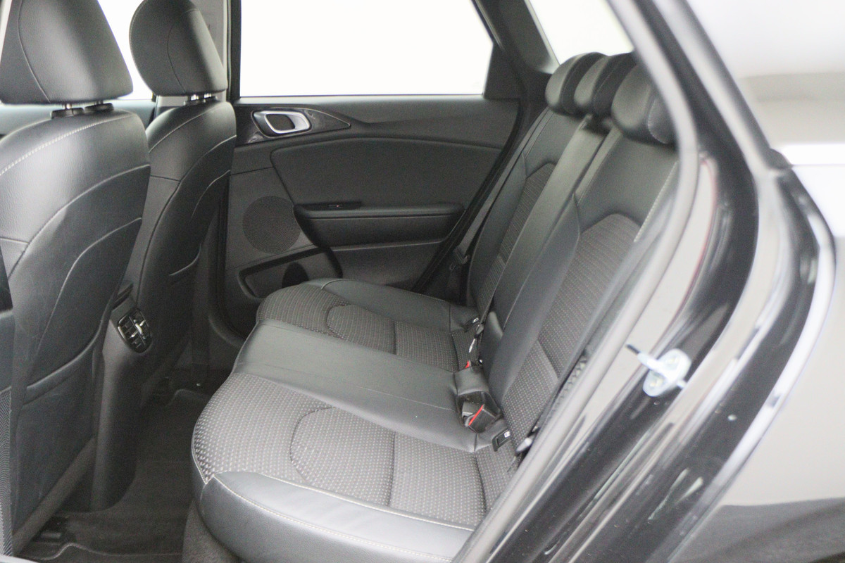 Kia Ceed Sportswagon 1.6 GDI PHEV DynamicPlusLine Camera, Apple Carplay, ACC, Keyless, Stuur-/Stoelverw.