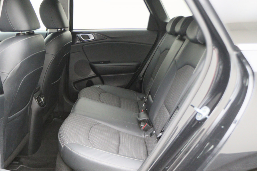 Kia Ceed Sportswagon 1.6 GDI PHEV DynamicPlusLine Camera, Apple Carplay, ACC, Keyless, Stuur-/Stoelverw.