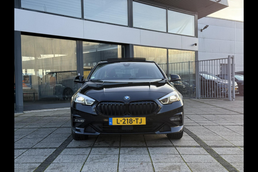 BMW 2 Serie Gran Coupé 218d Business Ed. | Panorama | Carplay | Live Cockpit | Navi