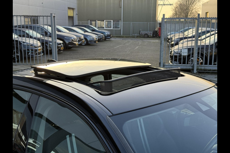 BMW 2 Serie Gran Coupé 218d Business Ed. | Panorama | Carplay | Live Cockpit | Navi