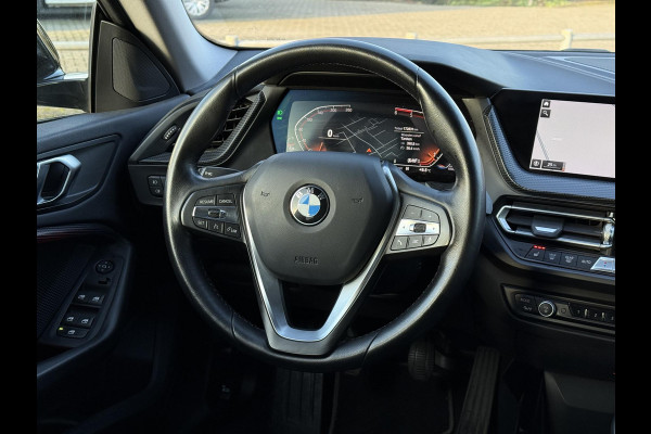 BMW 2 Serie Gran Coupé 218d Business Ed. | Panorama | Carplay | Live Cockpit | Navi