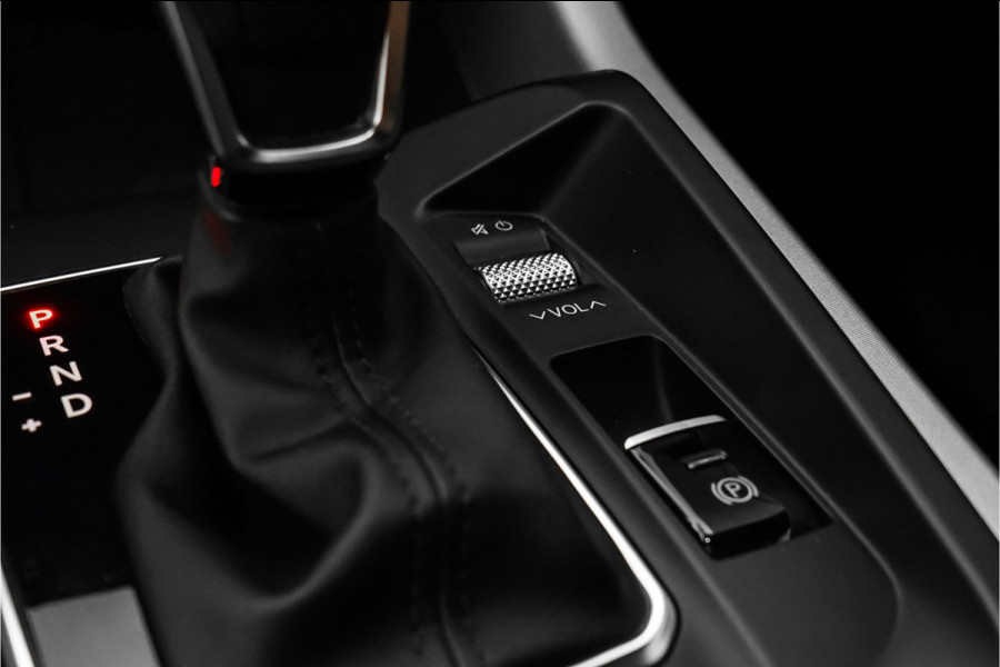 Alfa Romeo Tonale 1.3T PHEV Ti 280PK AWD CarPlay Camera ACC 18"