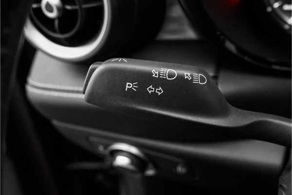 Alfa Romeo Tonale 1.3T PHEV Ti 280PK AWD CarPlay Camera ACC 18"