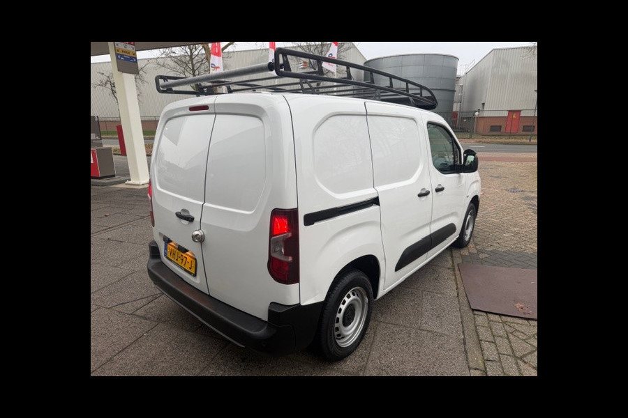 Peugeot Partner 1.5 BlueHDI Premium AIRCO I APPLE CAR PLAY I IMPERIAAL I LAGE KM'S I COMPLETE ONDERHOUDSHISTORIE I 1e EIGENAAR