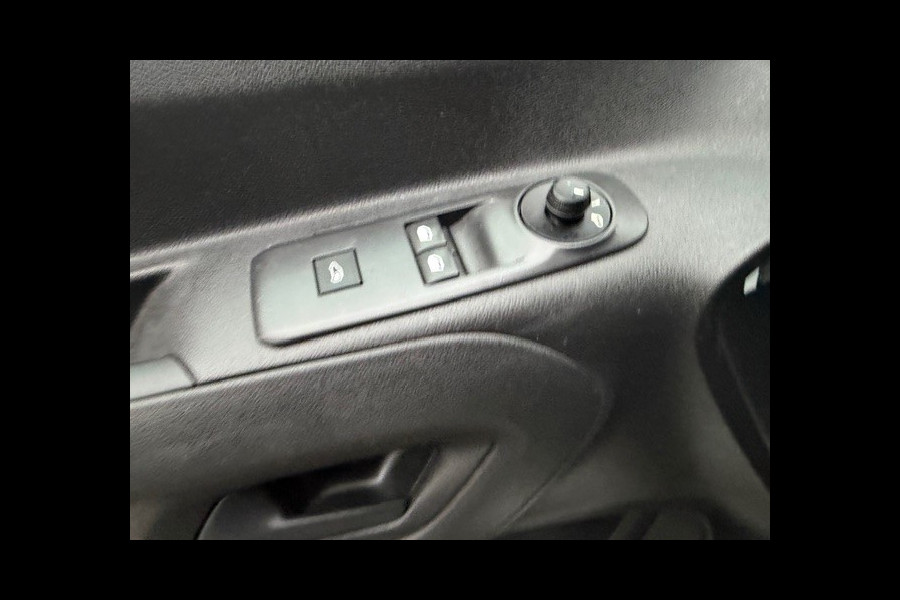 Peugeot Partner 1.5 BlueHDI Premium AIRCO I APPLE CAR PLAY I IMPERIAAL I LAGE KM'S I COMPLETE ONDERHOUDSHISTORIE I 1e EIGENAAR