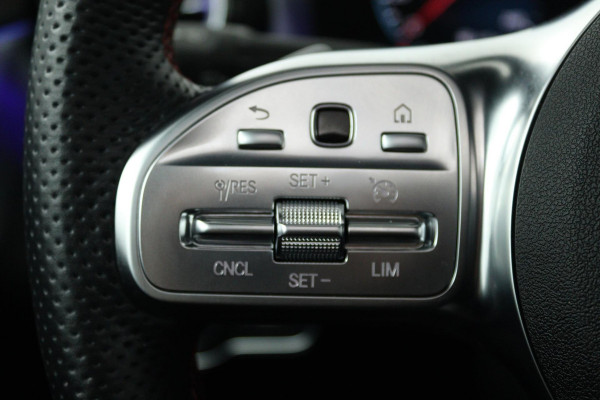 Mercedes-Benz CLA-Klasse 250 e Business Solution AMG Limited (PANORAMADAK, SFEERVERLICHTING, STOELVERWARMING, ELEKTR STOELEN)