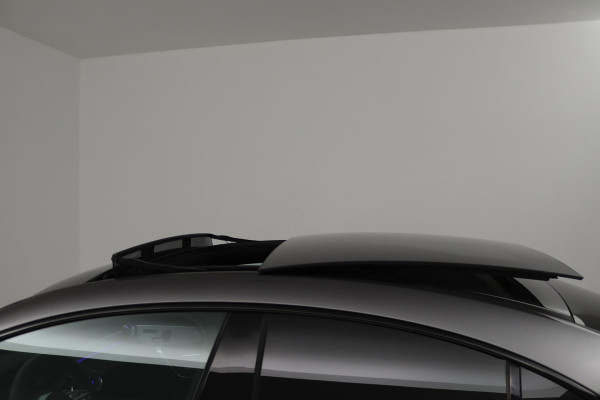 Mercedes-Benz CLA-Klasse 250 e Business Solution AMG Limited (PANORAMADAK, SFEERVERLICHTING, STOELVERWARMING, ELEKTR STOELEN)