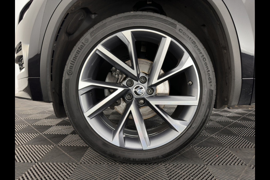 Škoda Kodiaq 1.5TSI Sportline (INCL-BTW) Aut. *PANO | 20" ALU | TOW BAR | LEATHER-MICROFIBRE | FULL-LED | MEMORY-PACK | SPORTSEATS | SHIFT-PADDLES | ADAPTIVE-CRUISE | DIGI-COCKPIT | NAVI-FULLMAP | CANTON-AUDIO | DAB | AMB