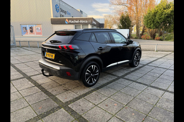 Peugeot e-2008 EV GT 50 kWh | Panorama | Trekhaak | Navi | Camera |