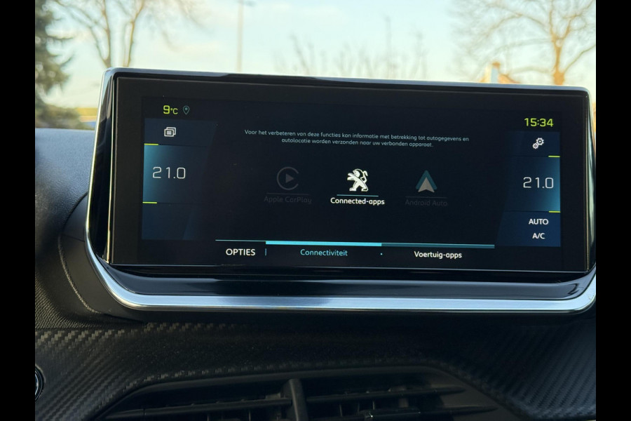 Peugeot e-2008 EV GT 50 kWh | Panorama | Trekhaak | Navi | Camera |